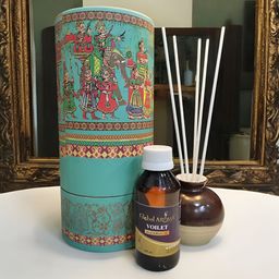 GLOBAL AROMA 7Pc White & Green Printed Aroma Oil Diffuser With Aroma Oil & Sticks - 100ml-48