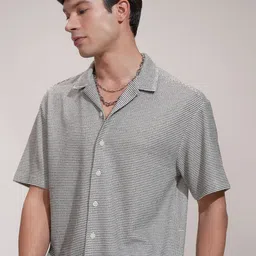 HIGHLANDER Men Striped Cuban Collar Shirt-image-40