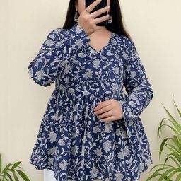 CLANGER Women Navy Blue Printed Long Sleeves V-Neck Viscose Rayon Peplum Tops-picture-21
