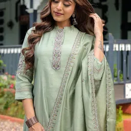 URMIR FASHION Women Embroidered Regular Thread Work Kurti with Pyjamas & With Dupatta-picture-0