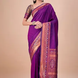 House of Pataudi Floral Woven Design Saree With Unstitched Blouse-image-40