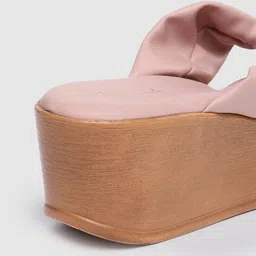 Inc 5 Solid Open Toe Wedge image 4