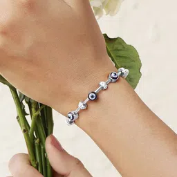 Bohey by KARATCART Women Cubic Zirconia Silver-Plated Wraparound Bracelet-image-25
