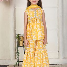 Cutiekins Girls Floral Printed V-Neck Gotta Patti A-Line Kurta With Sharara & Dupatta-picture-43