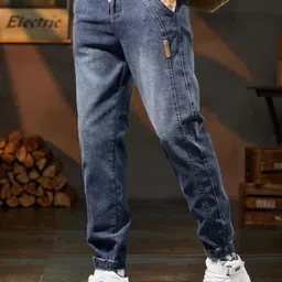 StyleCast Men Straight Fit Mid-Rise Light Fade Stretchable Jeans-image-21