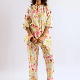 FEATHERS CLOSET White Garden Printed Lace Cotton Co-Ord Set-image-91
