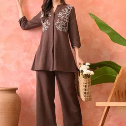AUTUMN LANE Embroidered Cotton Mandarin Collar Neck Top With Trousers Co-Ords-picture-22