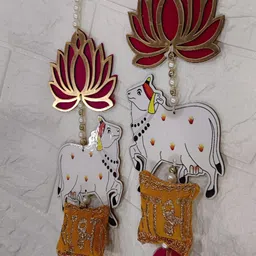 Nutts MDF Lotus Collection Hanging Lotus with Hanging Cow Pack of 2 image 4