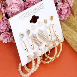 DressBerry Set Of 9 Gold-Plated Crystal Studded Circular Shaped Studs-12