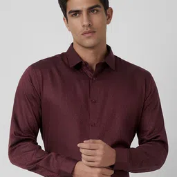 V Dot Men Slim Fit Spread Collar Abstract Printed Cotton Formal Shirt-image-90