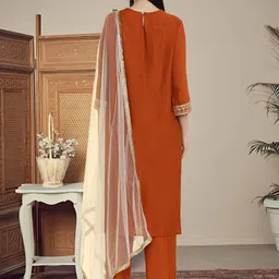 AVANSHEE Ethnic Motifs Yoke Design Sequinned Kurta with Trousers & Dupatta image 2