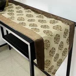 Pink Parrot Beige Ethnic-Patterned Hexagonal Table Runner With Tassels-37
