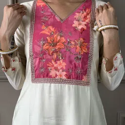 CANBIA Ethnic Motifs Embroidered Regular Kurta with Trousers & With Dupatta image 5