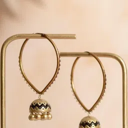 Mridah Oval Hoop Earrings-19