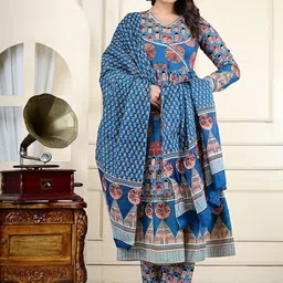 Divsy Fashion Women Floral Printed Regular Aari Work Kurta with Palazzos & With Dupatta-picture-57