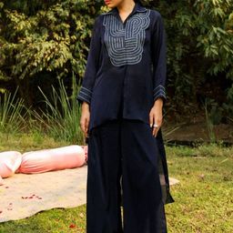 AJIESH OBEROI Printed Shirt Collar Neck Tunic With Palazzos Co-Ords-image-26