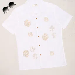Pantaloons Junior Boys Cuban Collar Graphic Printed Cotton Casual Shirt-picture-41