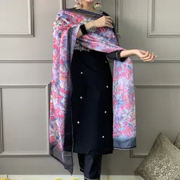 BESUCHER Ethnic Motifs Embroidered V-Neck Straight Kurta With Trousers & Dupatta-picture-14