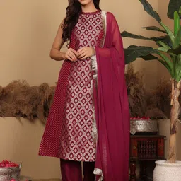 all about you Woven Design Halter Neck Kurta With Trousers & Dupatta-picture-20