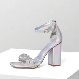 PURPLEHUNT Women Embellished Block Sandals-picture-58