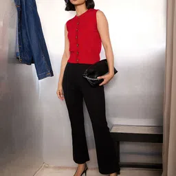 SASSAFRAS Knited Round Neck Button Down Top image 4