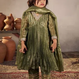 Vivedkids Girls Empire Gotta Patti Kurta with Trousers & With Dupatta-image-90