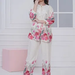 NEYSA Floral Printed Pure Cotton Round Neck Tunic With Trousers Co-Ords-picture-43