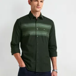 Arrow Men Modern Spread Collar Faded Cotton Slim Fit Casual Shirt-image-60