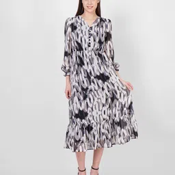 DRIRO Women Abstract Printed Tiered Fit & Flare Midi Dress-image-67