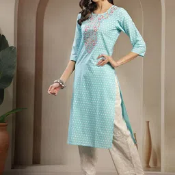 Sangria Floral Embroidered Cotton Notch Neck Straight Kurta-picture-37