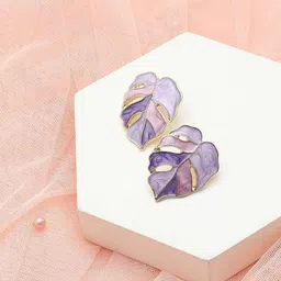 VAGHBHATT Leaf Shaped Studs Earrings-41