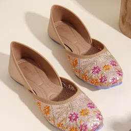 Anouk Women Slip-On Mojaris Flats-image-85