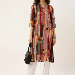 DIVASTRI Geometric Printed Notch Neck Three-Quarter Sleeves Straight Kurta-picture-9
