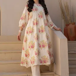 AUTUMN LANE Women Floral Printed Cotton Kurta with Trouser-picture-31