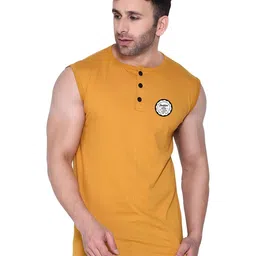 Blisstone Men Solid Henley Neck Slim Fit T-shirt-image-67