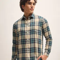 THE BEAR HOUSE Men Slim Fit Tartan Checks Casual Shirt-image-101