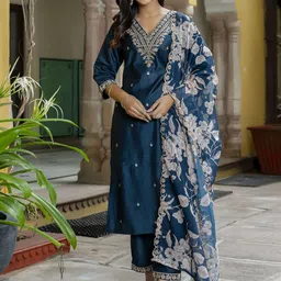 VredeVogel Ethnic Motifs Embroidered Straight Thread Work Kurta with Trousers & Dupatta-48