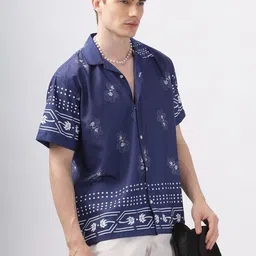 Vestirio Men Relaxed Floral Opaque Printed Casual Shirt-picture-1
