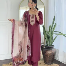 SHREE KHODAL FASHION Floral Embroidered Round Neck Straight Kurta With Trousers & Dupatta-picture-16