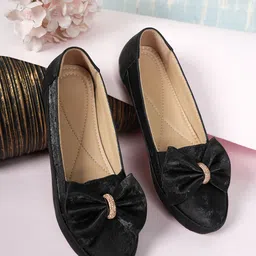Walkfree Women Party Mojaris with Bows Flats-43