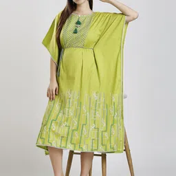 MORDEN MUSE Women Embroidered Thread Work Belted Detail Maternity Kaftan Kurta-image-94