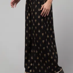 Women Relaxed Black Viscose Rayon Trousers-image-59
