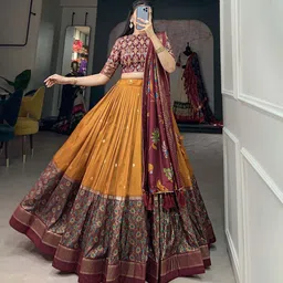 A TO Z CART Printed Ready to Wear Lehenga & Unstitched Blouse With Dupatta image 4