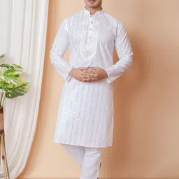 NFC CREATION Floral Embroidered Mandarin Collar Straight Sequinned Kurta With Pyjamas-83