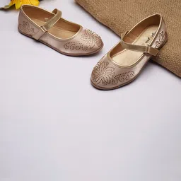 BOYZ N GALZ Girls Embellished Party Mules Flats-39