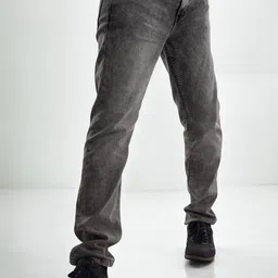 Celio Men Jean Straight Fit Low Distress Heavy Fade Stretchable Jeans-image-30
