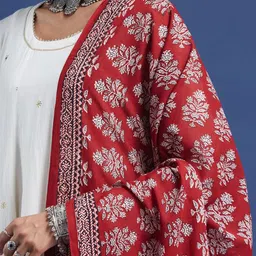 Taavi Bagh Hand Block Printed Pure Cotton Dupatta image 4