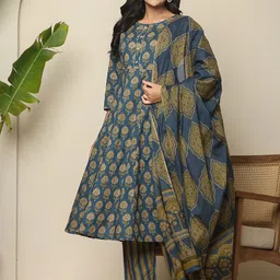 Yufta Women Floral Printed Regular Pure Cotton Kurta with Trousers & With Dupatta-image-49
