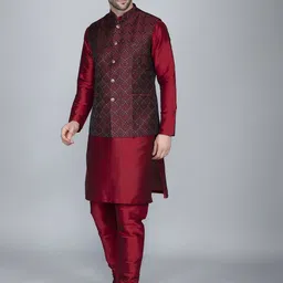 Ethluxis Men Regular Dupion Silk Kurta with Churidar image 4