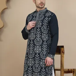 Jompers Floral Embroidered Mandarin Collar Sequinned Cotton Silk Straight Kurta-image-42